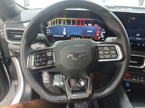 Used 2025 Ford Mustang GT Premium w/ GT Performance Package RWD image 10