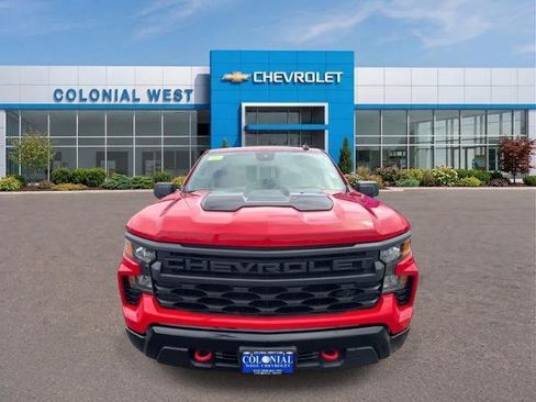 Used 2025 Chevrolet Silverado 1500 Custom Trail Boss w/ LPO, Dark Essentials Package AWD/4WD image 25