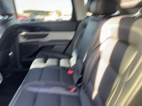 Used 2024 Lincoln Nautilus Premier w/ Equipment Group 102A image 30