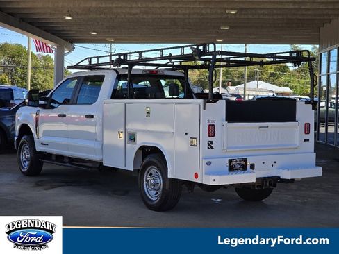 Used 2024 Ford F350 XL w/ XL Chrome Package image 2