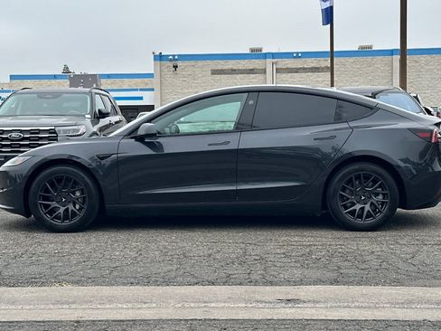 Used 2025 Tesla Model 3 image 5