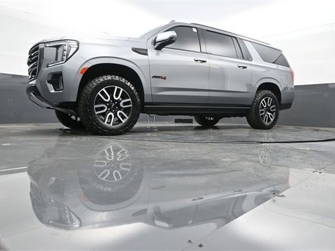 Used 2023 GMC Yukon XL AT4 w/ AT4 Premium Plus Package image 29