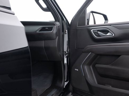 Used 2023 Chevrolet Suburban RST image 32