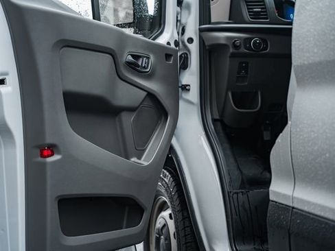 New 2026 Ford Transit 250 148 Medium Roof image 41