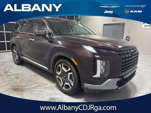 Used 2024 Hyundai Palisade SEL w/ Premium Package FWD image 1