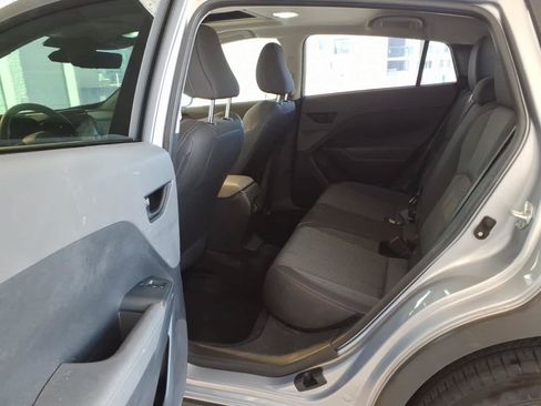 Used 2024 Subaru Crosstrek 2.0i Premium AWD/4WD image 11