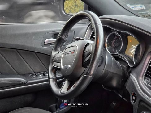 Used 2022 Dodge Charger GT image 9