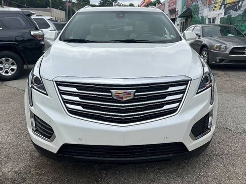 Used 2019 Cadillac XT5 Luxury AWD/4WD image 2