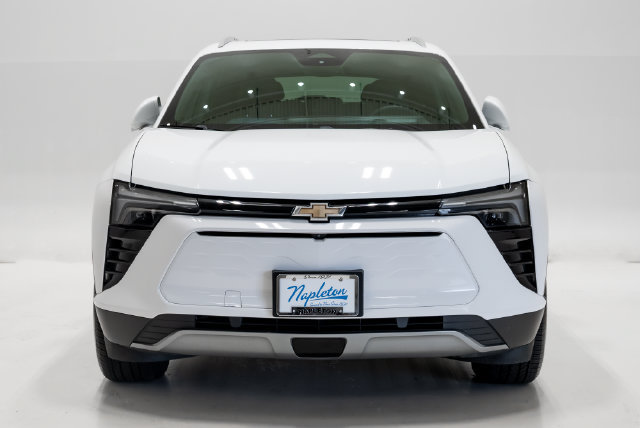 Used 2024 Chevrolet Blazer EV LT AWD/4WD image 4