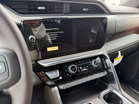 New 2026 GMC Sierra 1500 Denali w/ Technology Package AWD/4WD image 21