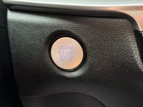 Used 2024 Kia Sorento LX FWD image 20