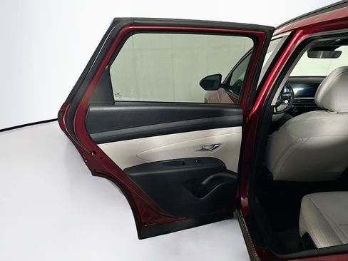 Used 2025 Hyundai Tucson SEL image 24