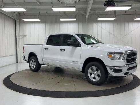 Used 2023 RAM 1500 Big Horn AWD/4WD image 2