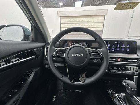 New 2026 Kia Seltos EX AWD/4WD image 12