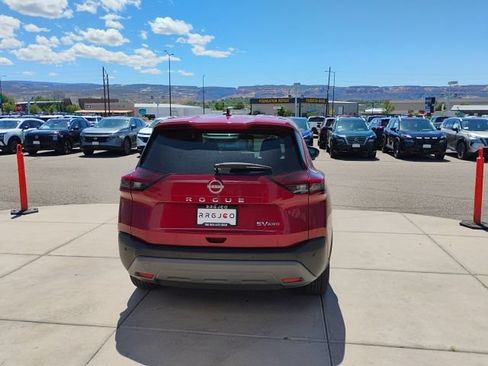 Used 2023 Nissan Rogue SV AWD/4WD image 6