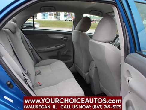 Used 2010 Toyota Corolla Base 4dr Sedan 5M image 16