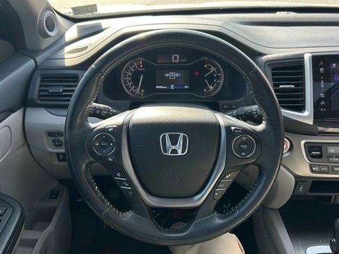 Used 2017 Honda Pilot EX-L image 10