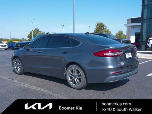 Used 2020 Ford Fusion SEL FWD image 3
