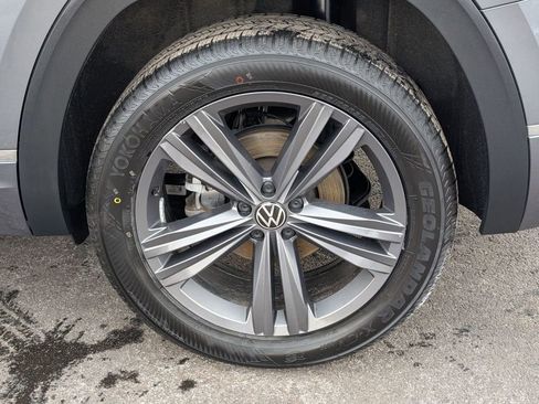 Used 2021 Volkswagen Atlas SE image 13