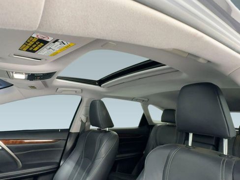 Used 2018 Lexus RX 350L RX 350L Premium image 14