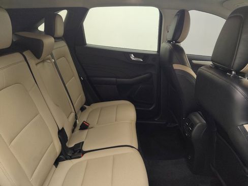 Used 2021 Ford Escape SEL w/ Technology Package image 19