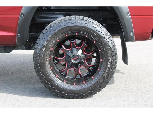 Used 2017 RAM 2500 Tradesman w/ Chrome Appearance Group image 6