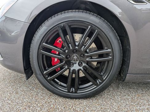 Certified 2022 Maserati Ghibli Modena image 10