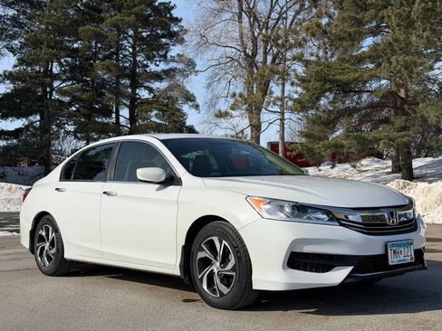 Used 2016 Honda Accord LX image 1