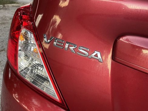Used 2019 Nissan Versa S Plus image 22