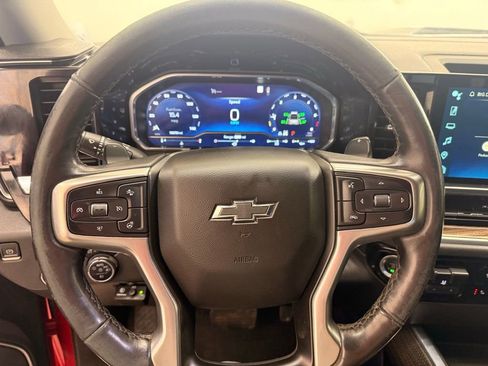 Used 2022 Chevrolet Silverado 1500 LT Trail Boss w/ Convenience Package II AWD/4WD image 9