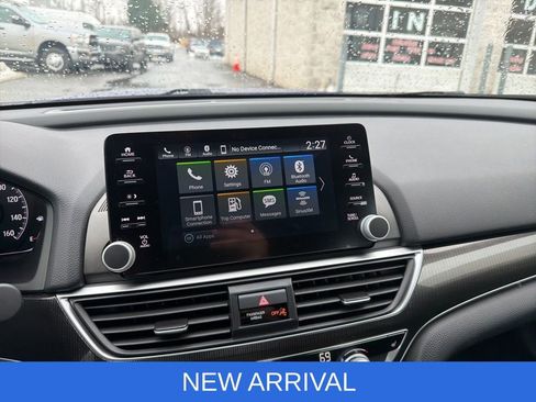 Used 2021 Honda Accord Sport image 15