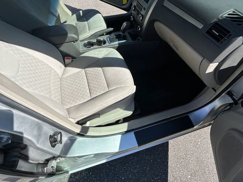 Used 2011 Ford Fusion SE w/ 202A Rapid Spec Order Code image 14