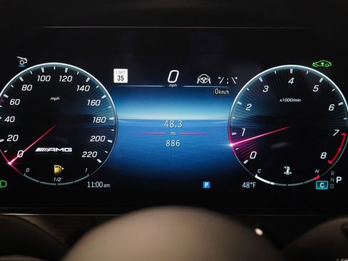 Used 2025 Mercedes-Benz AMG GT 63 image 21