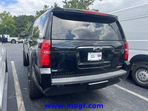 Used 2020 Chevrolet Suburban Premier AWD/4WD image 2