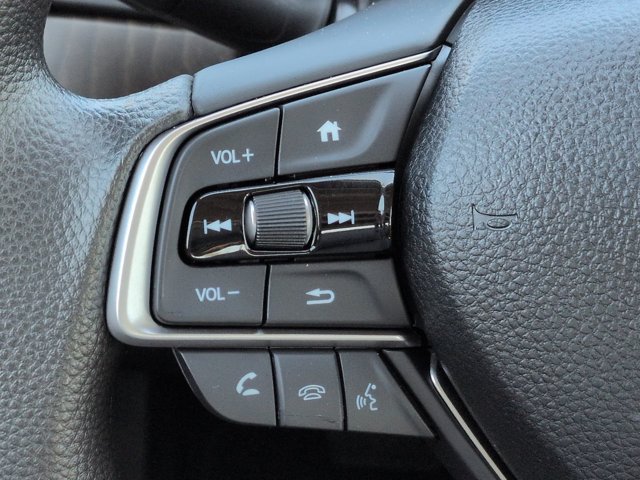 Used 2018 Honda Accord EX image 24