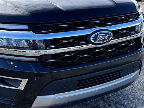 Used 2024 Ford Expedition Max Limited image 29