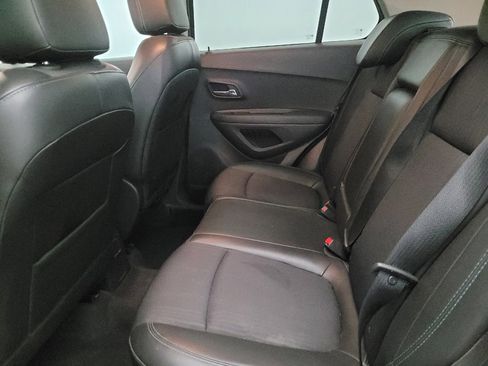 Used 2016 Chevrolet Trax LT w/ LT Convenience Package image 18