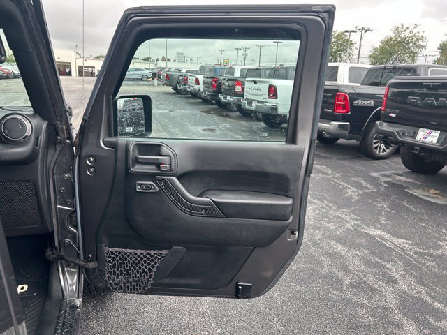 Used 2016 Jeep Wrangler Unlimited Sport w/ Quick Order Package 24S AWD/4WD image 18