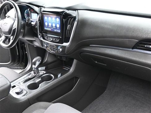 Used 2023 Chevrolet Traverse LT w/ Midnight/Sport Edition image 31
