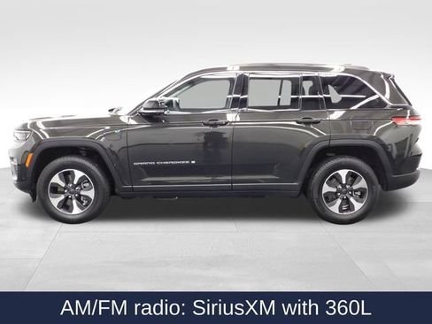 Used 2023 Jeep Grand Cherokee 4WD 4xe w/ Luxury Tech Group II image 7