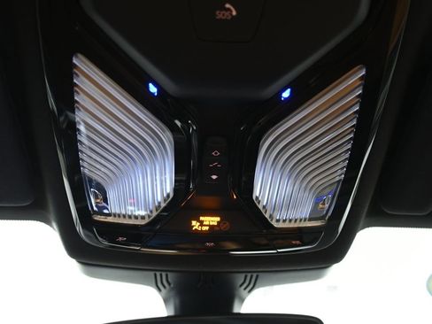 Certified 2023 BMW 530i xDrive w/ Premium Package image 21