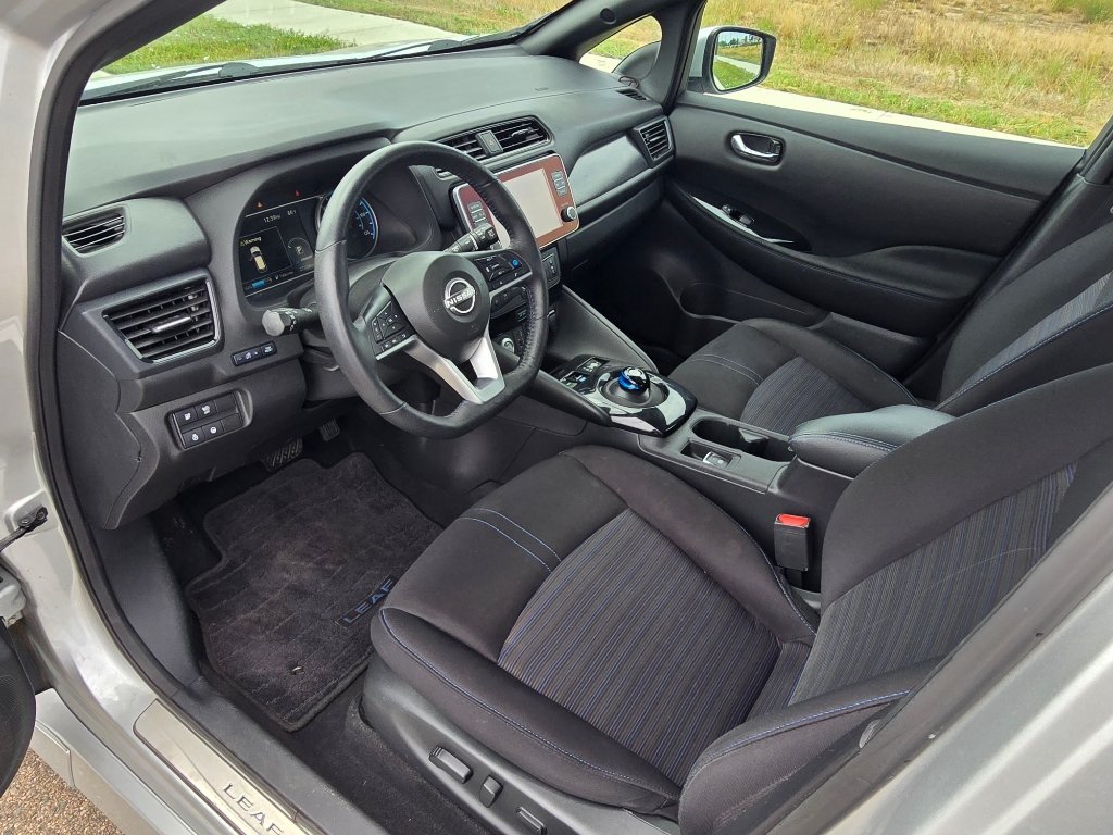 Used 2024 Nissan Leaf SV Plus FWD image 26