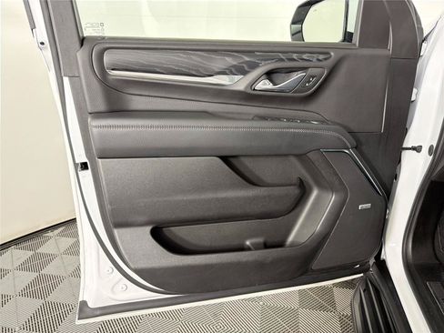 Certified 2024 GMC Yukon XL Denali RWD image 8