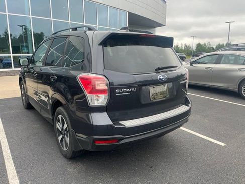 Used 2018 Subaru Forester 2.5i Premium w/ All-Weather Package AWD/4WD image 3