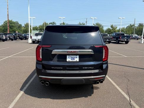 Used 2023 GMC Yukon Denali AWD/4WD image 2