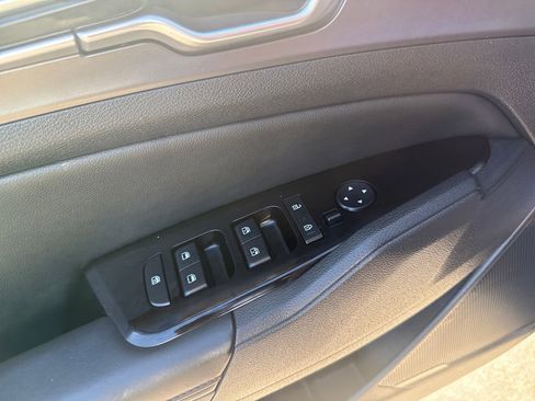 Used 2024 Kia Sportage EX AWD/4WD image 18