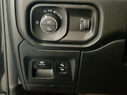 Used 2022 RAM 1500 Big Horn image 10