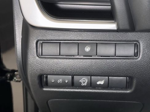 New 2026 Nissan Rogue SV w/ Cold Weather Package image 19