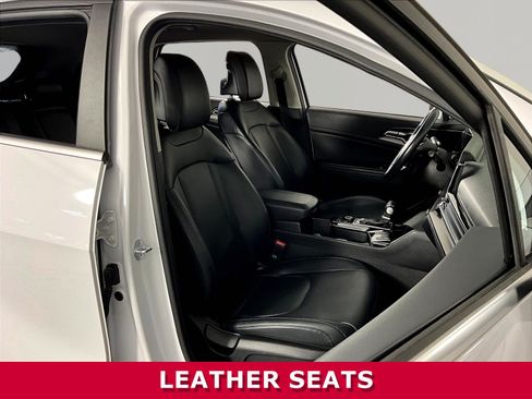 Used 2024 Kia Sportage EX AWD/4WD image 28