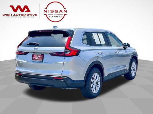 Used 2025 Honda CR-V LX image 7